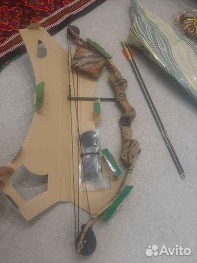 Блочный лук hoyt