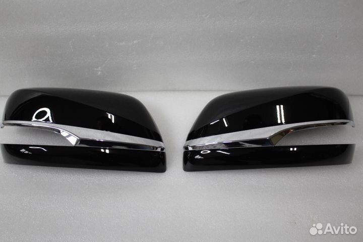 LX570 / LX450d Корпуса зеркал TRD Superior E5QG7