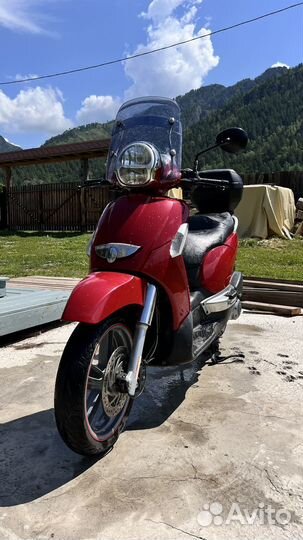 Продам Aprilia Scarabeo 250ie
