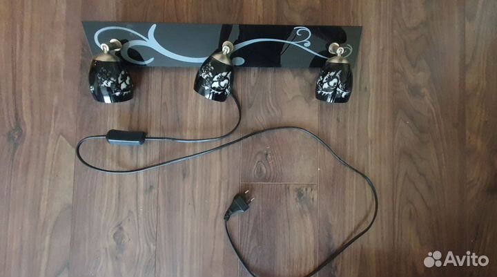 Светильник настенный