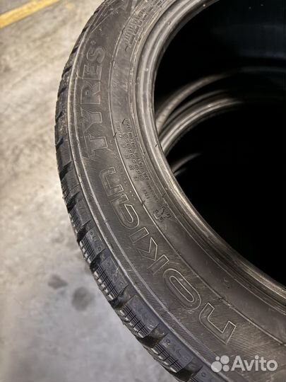 Nokian Tyres Entyre 215/50 R17