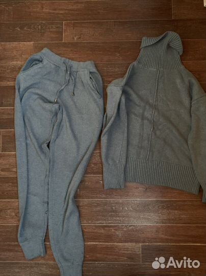 Спортивный костюм