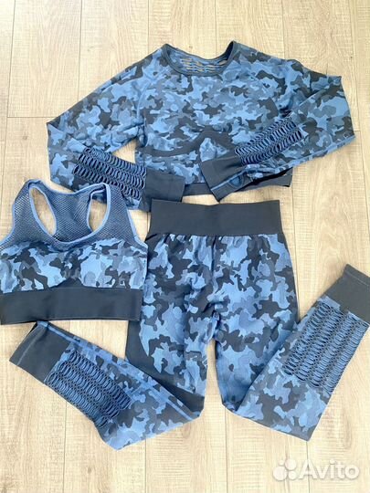 Костюм для фитнеса