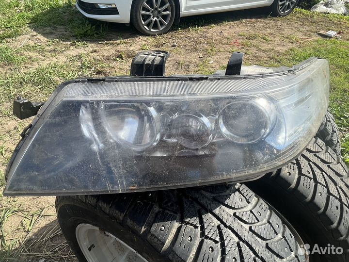 Фары на honda accord 7