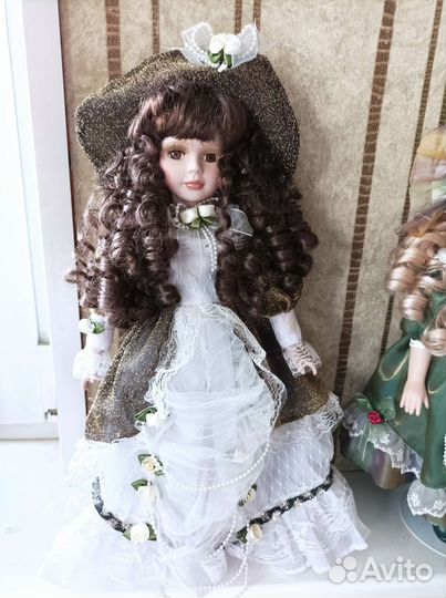 Кукла фарфоровая.редкая
