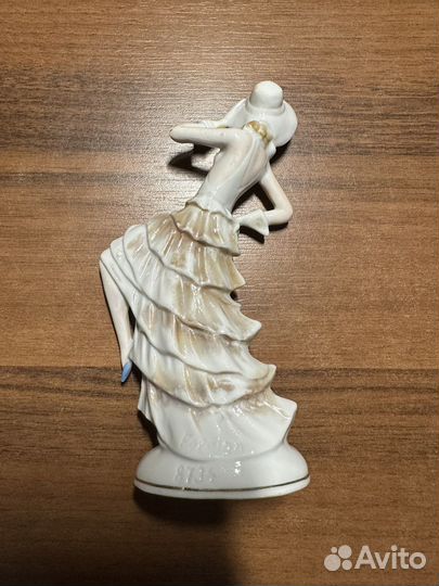 Статуэтка фарфор танцовщица