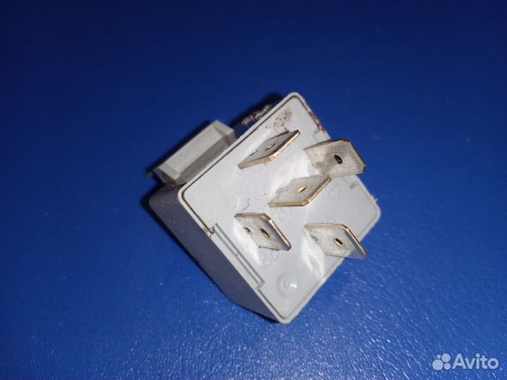 Реле Peugeot 12V-25A-03512