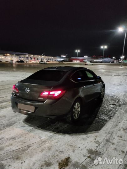 Opel Astra 1.4 AT, 2012, 290 000 км