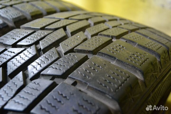 Goodyear Ice Navi 6 205/60 R16