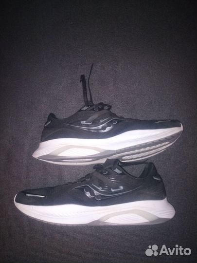 Saucony guide 16 бу стелька 30,5 см