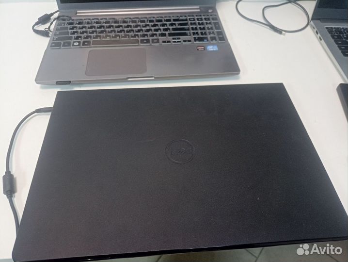 Ноутбук dell