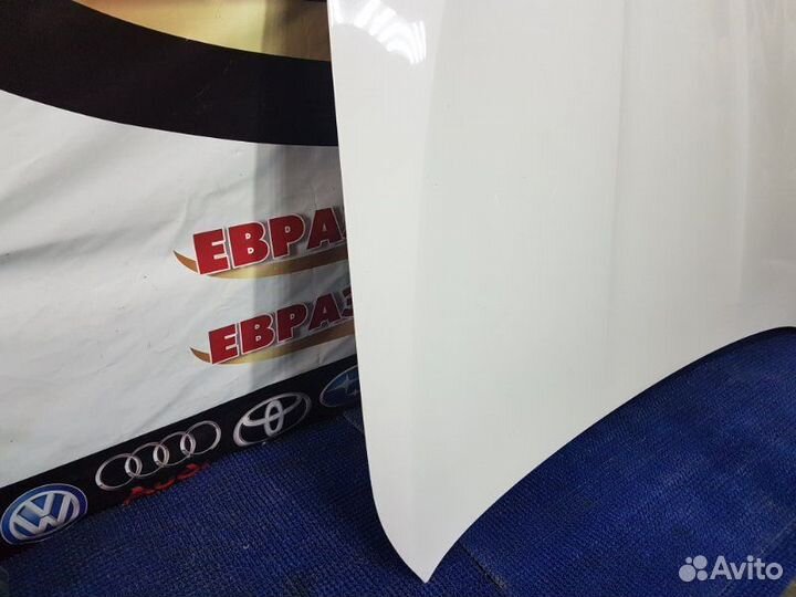 Капот передний Bmw 5-Series F10 N20B20B 2011