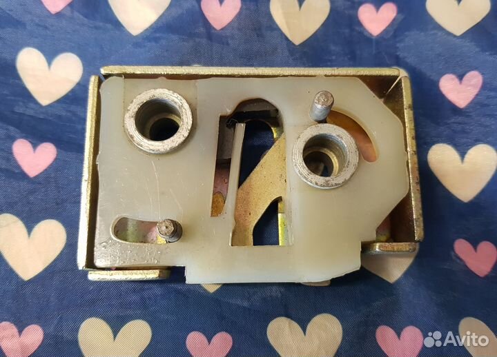 Механизм запорный правый ГАЗель 3302 новый