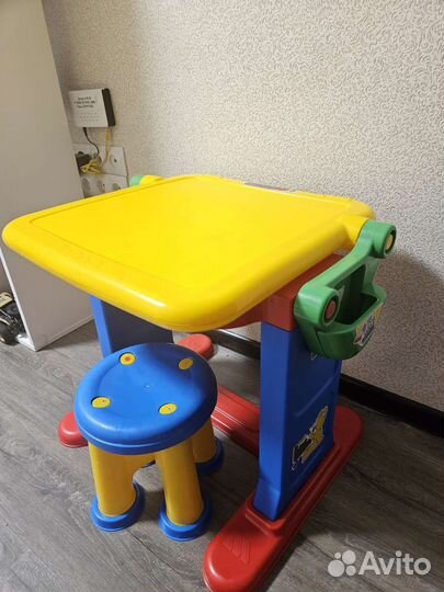 Стол мольберт детский