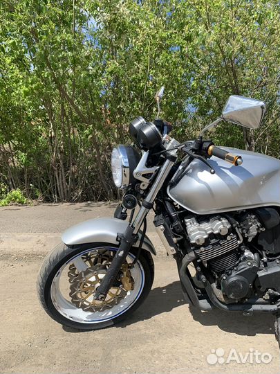 Honda cb400sf vtec 3