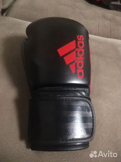 Боксерские перчатки 14 oz