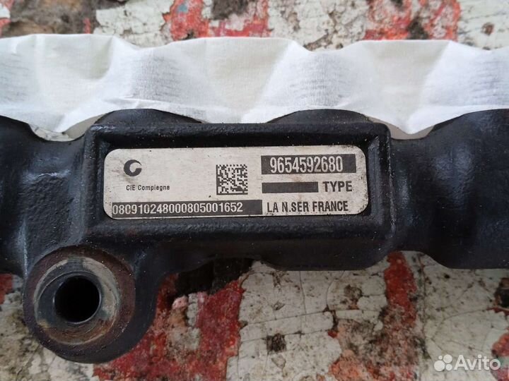 Топливная рампа Peugeot Partner 1.6 HDI