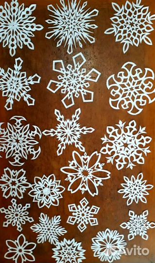 Снежинки бумажные