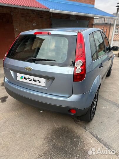 Ford Fiesta 1.4 МТ, 2006, 136 705 км