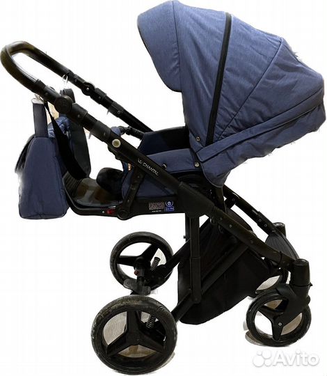 Продам колсяку Adamex Chantal 2в1