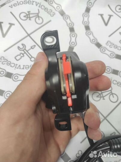 Гидравлические тормоза Shimano mt200