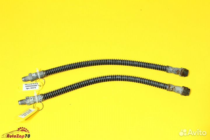 W204 C250 Шланг тормозной задний правый