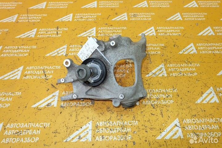 Кулак поворотный задний правый Audi A5 B8