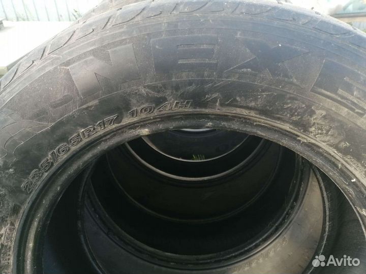 Nexen N8000 235/65 R17