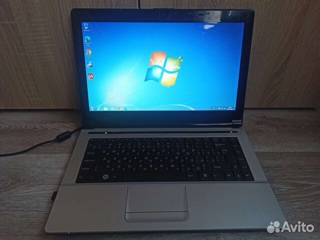 Ноутбук clevo полностью рабочий