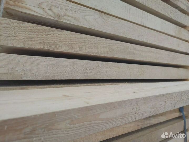 Доска обрезная из лиственницы от производителя