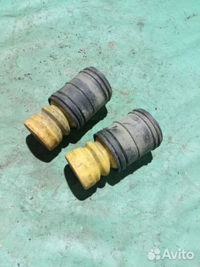 Отбойники амортизаторов задние Bmw 7 E38