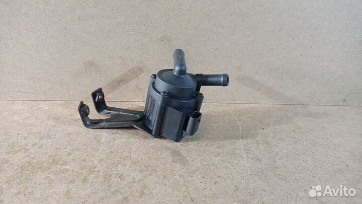 Дополнительная помпа BMW X5 E70 X6 E71 N63 7629916