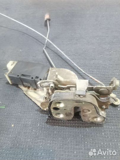 Замок двери левый opel tigra a