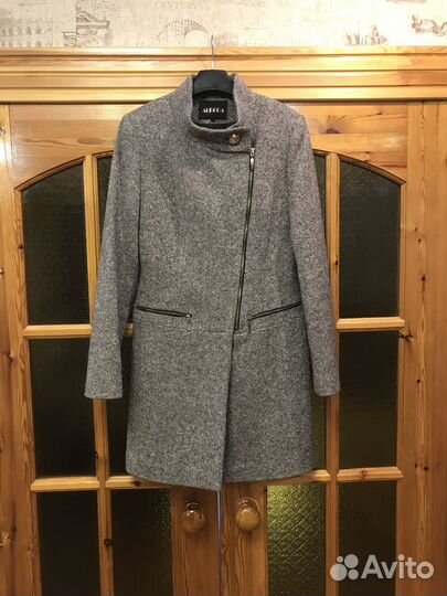 Пальто женское демисезонное размер 46