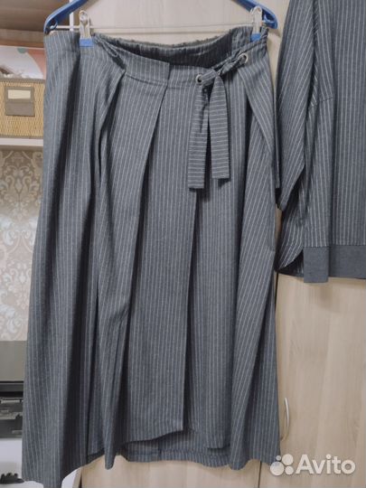 Костюм женский