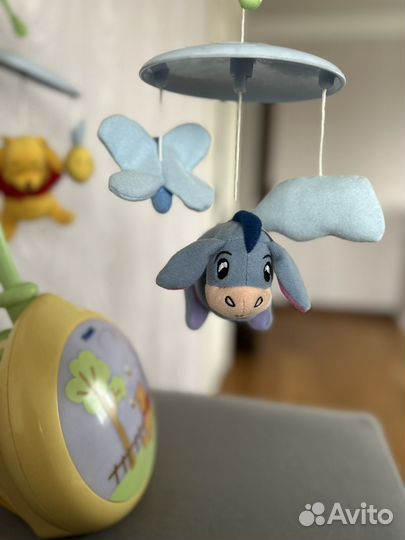 Мобиль Tomy Винни Пух
