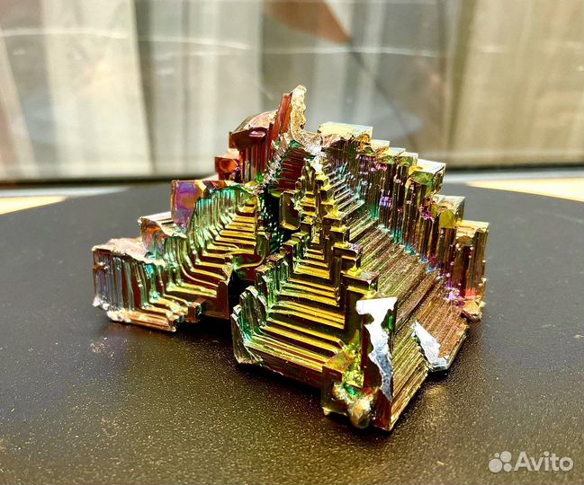 Кристалл. Друза. Висмут. Германия