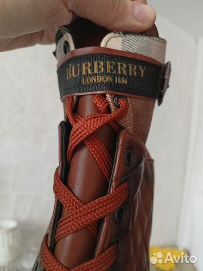 Новые ботинки Burberry 40 размер