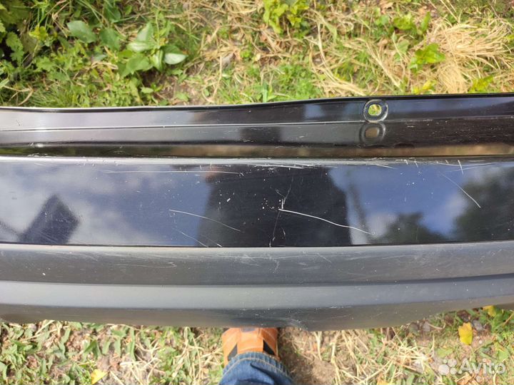 Продам задний бампер на Дастер