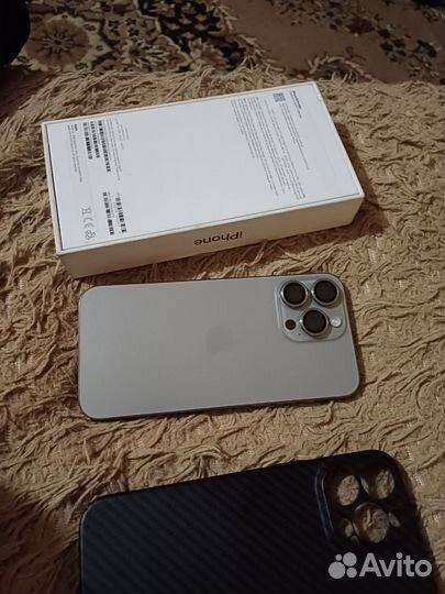 iPhone 15 Pro Max, 256 ГБ