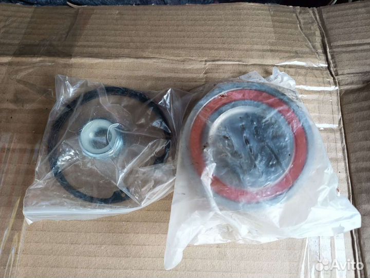 Продам подшипники