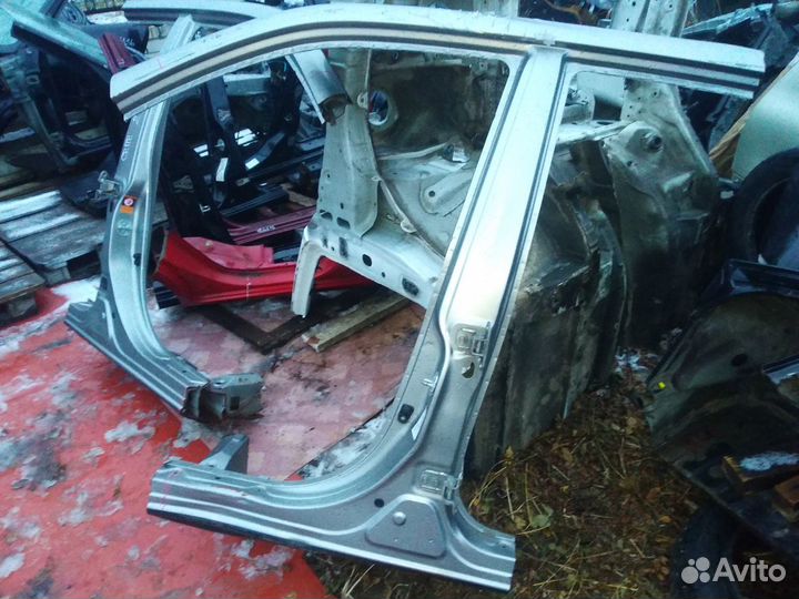 Стойка средняя левая Ниссан Х-Трейл