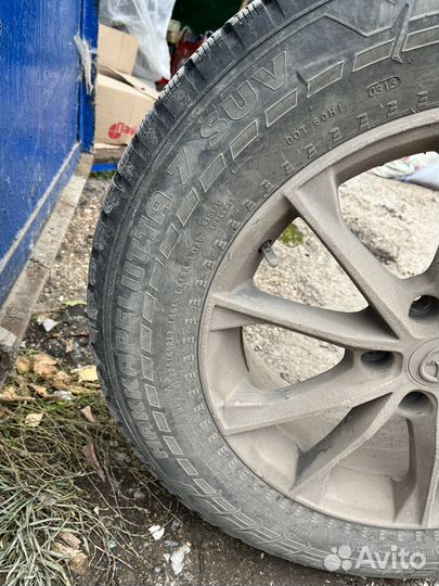 Nokian Tyres Hakkapeliitta 7 SUV 225/65 R17 106