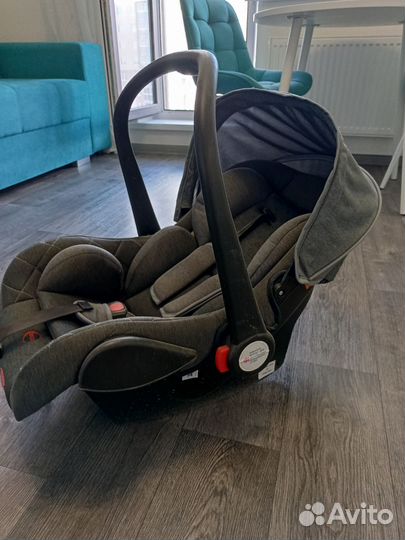 Автокресло для перевозки ребенка в автомобиле
