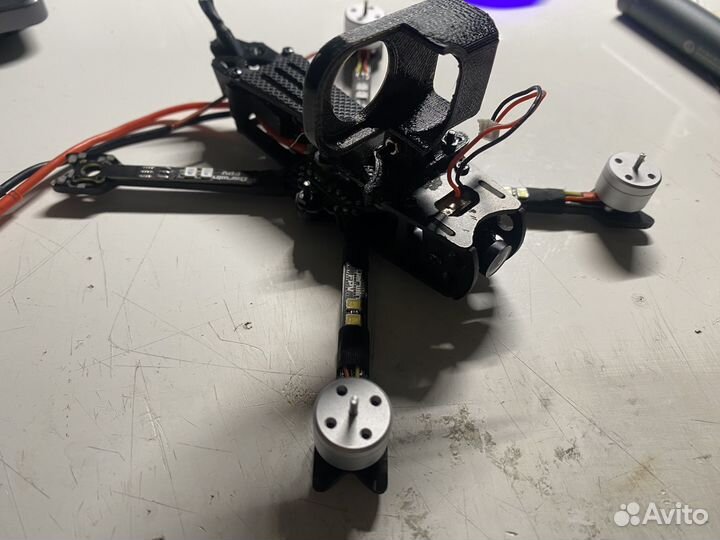 Квадрокоптер darwin fpv (тюненый)