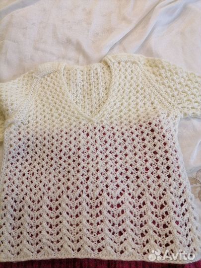 Свитера женские