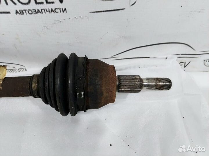 Полуось передняя правая Focus III 2011-2019 Ford