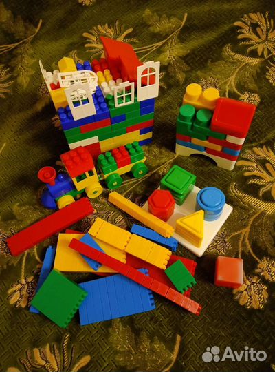 Детский конструктор