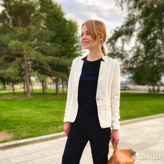 Преподаватель английского языка