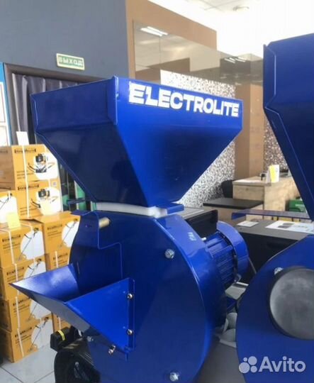 Зернодробилка 2500Вт, 400кг/час новая